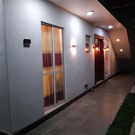 Golden Villa Ambalangoda  Exterior photo